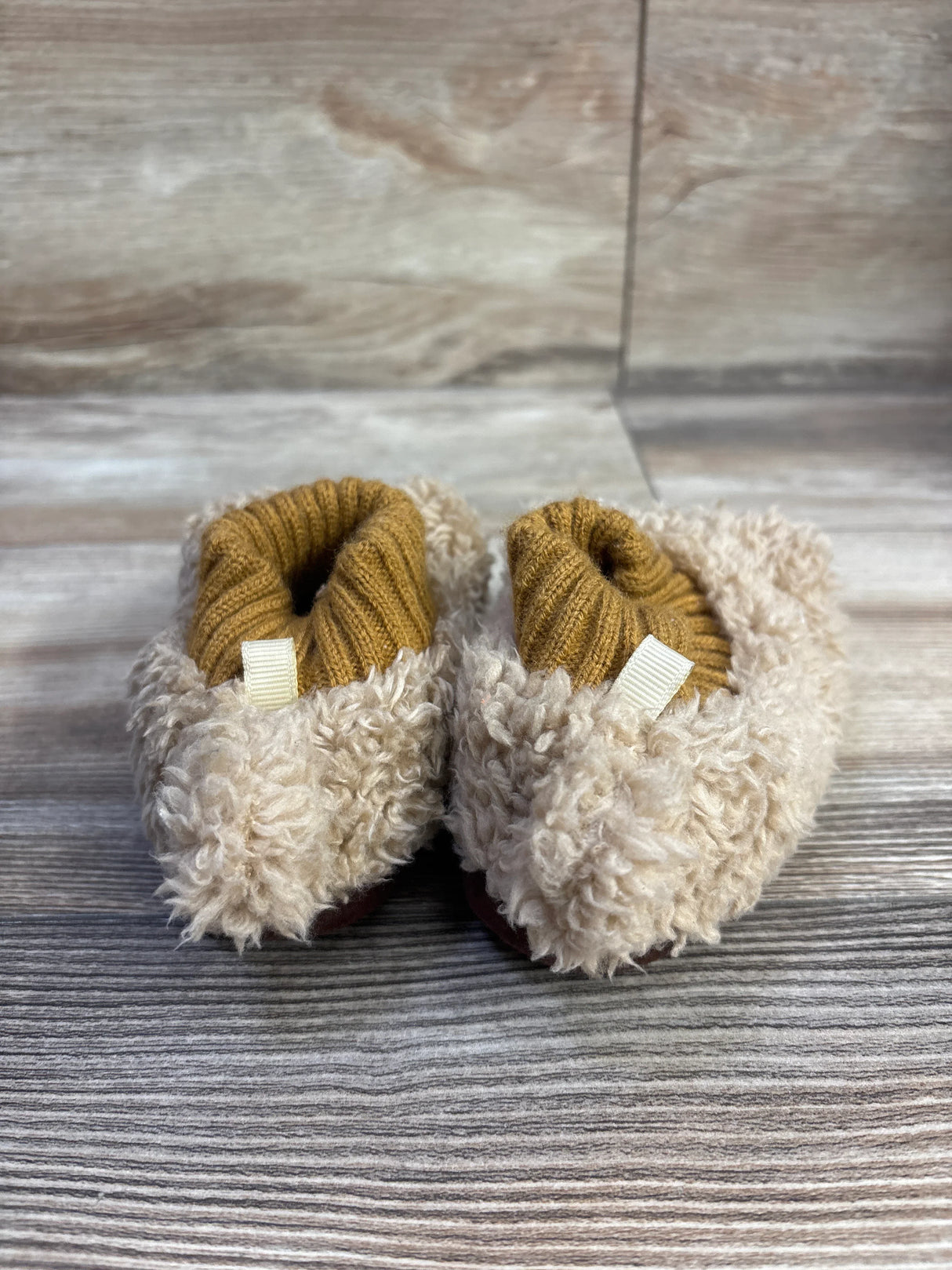Baby Gap Cozy Bear Slippers Brown sz 5/6c