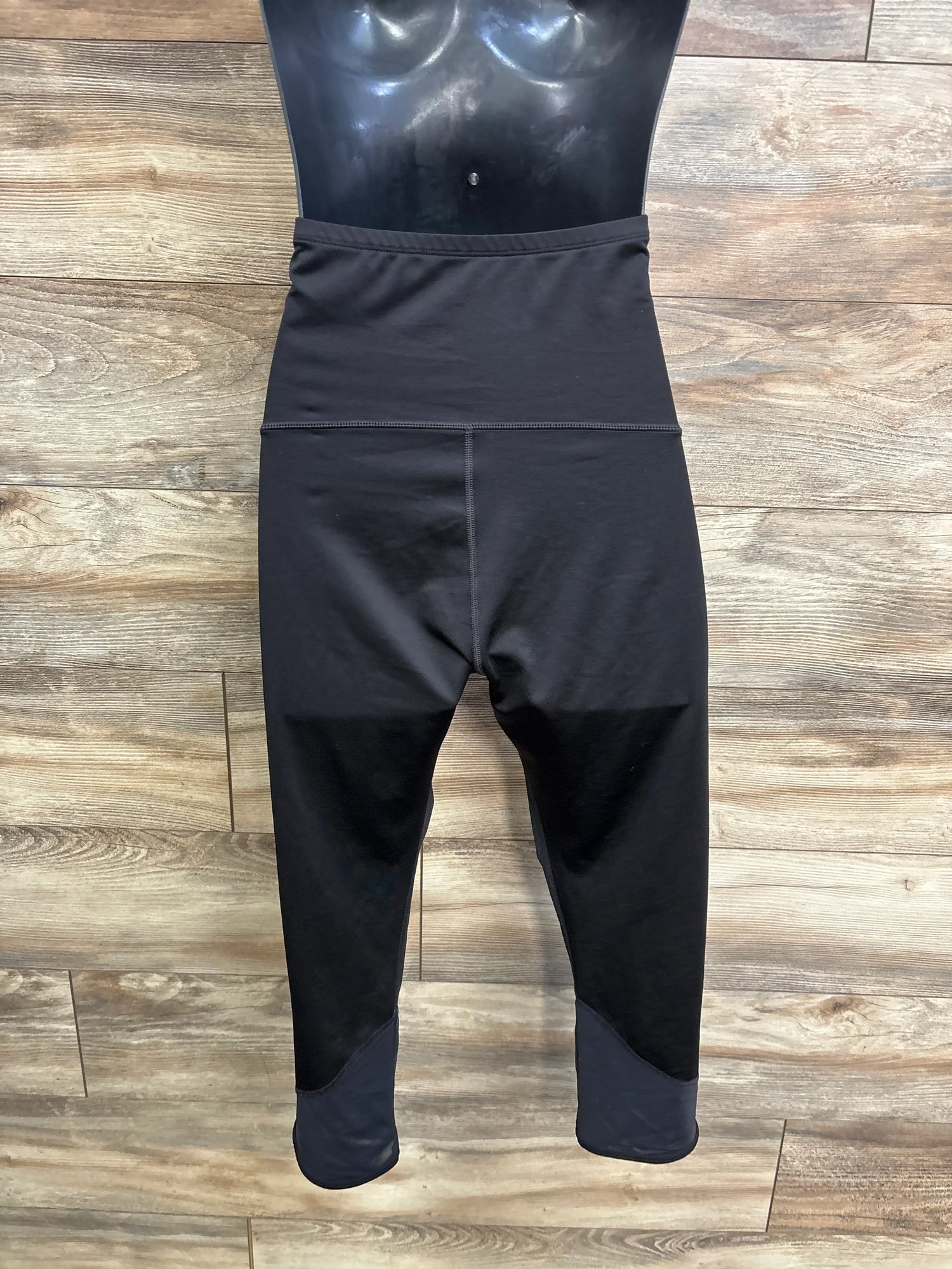 A:glow Maternity Full Belly Panel Mesh Performance Capri Leggings Black sz Medium