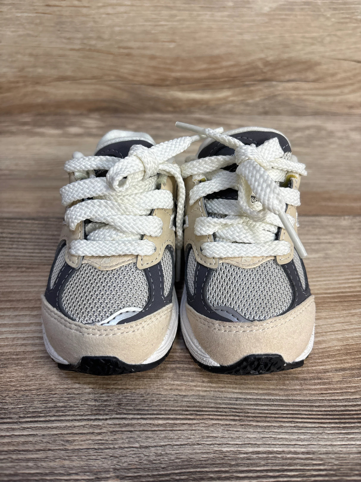 New Balance 2002R 'Sandstone Magnet' Sneakers, Beige sz 4c