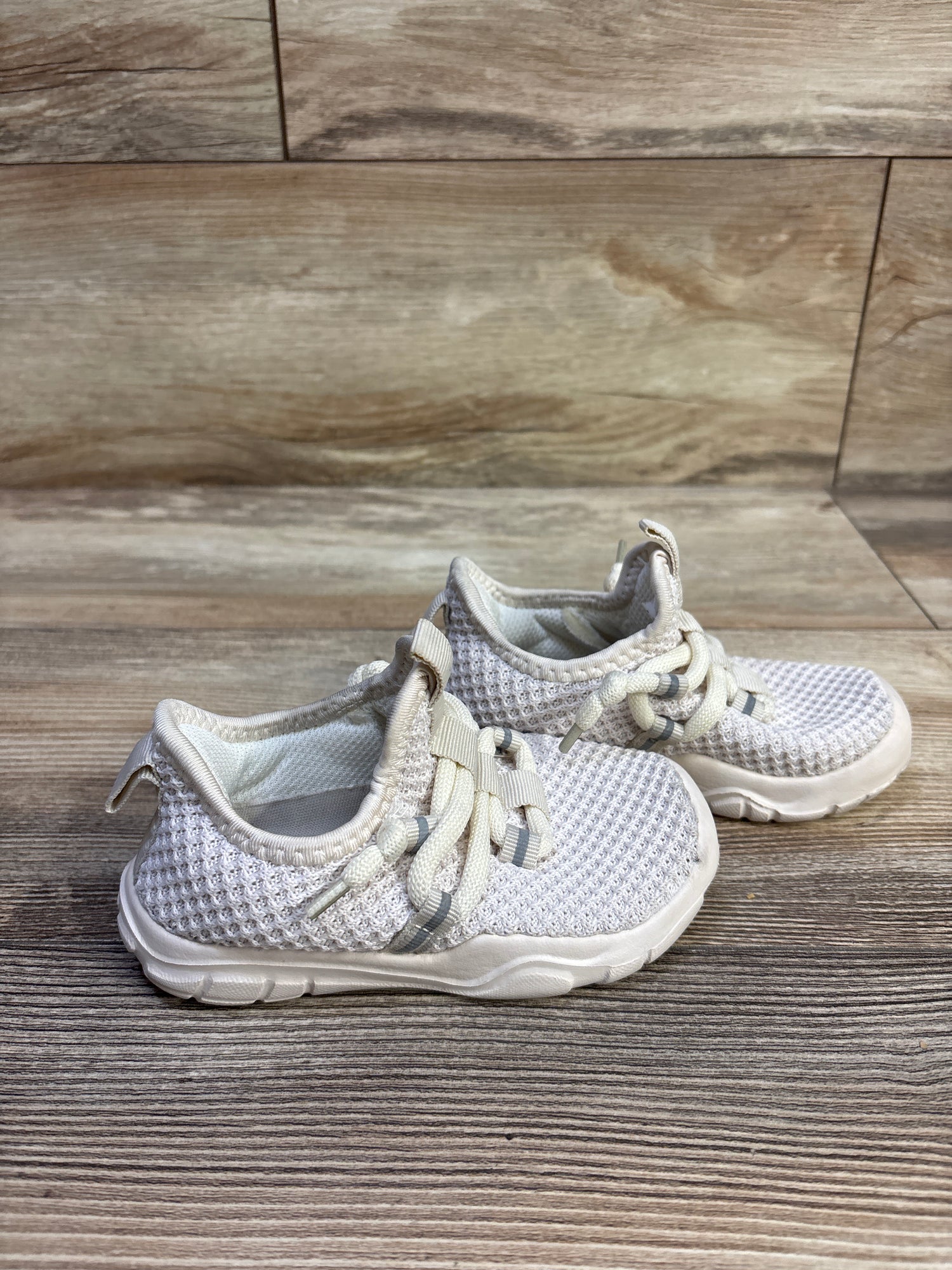 FEETCITY Wide Mesh Walking Shoes Beige sz 7/8c
