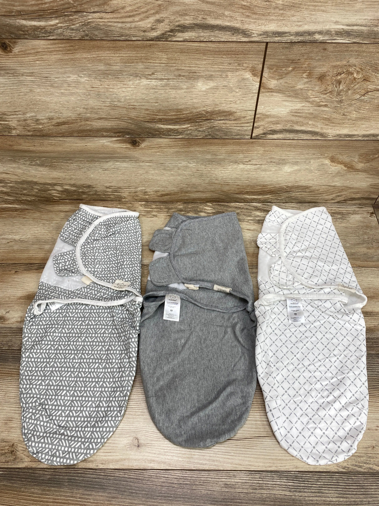 KeaBabies 3pk Swaddle Wraps Grey sz 0-3m