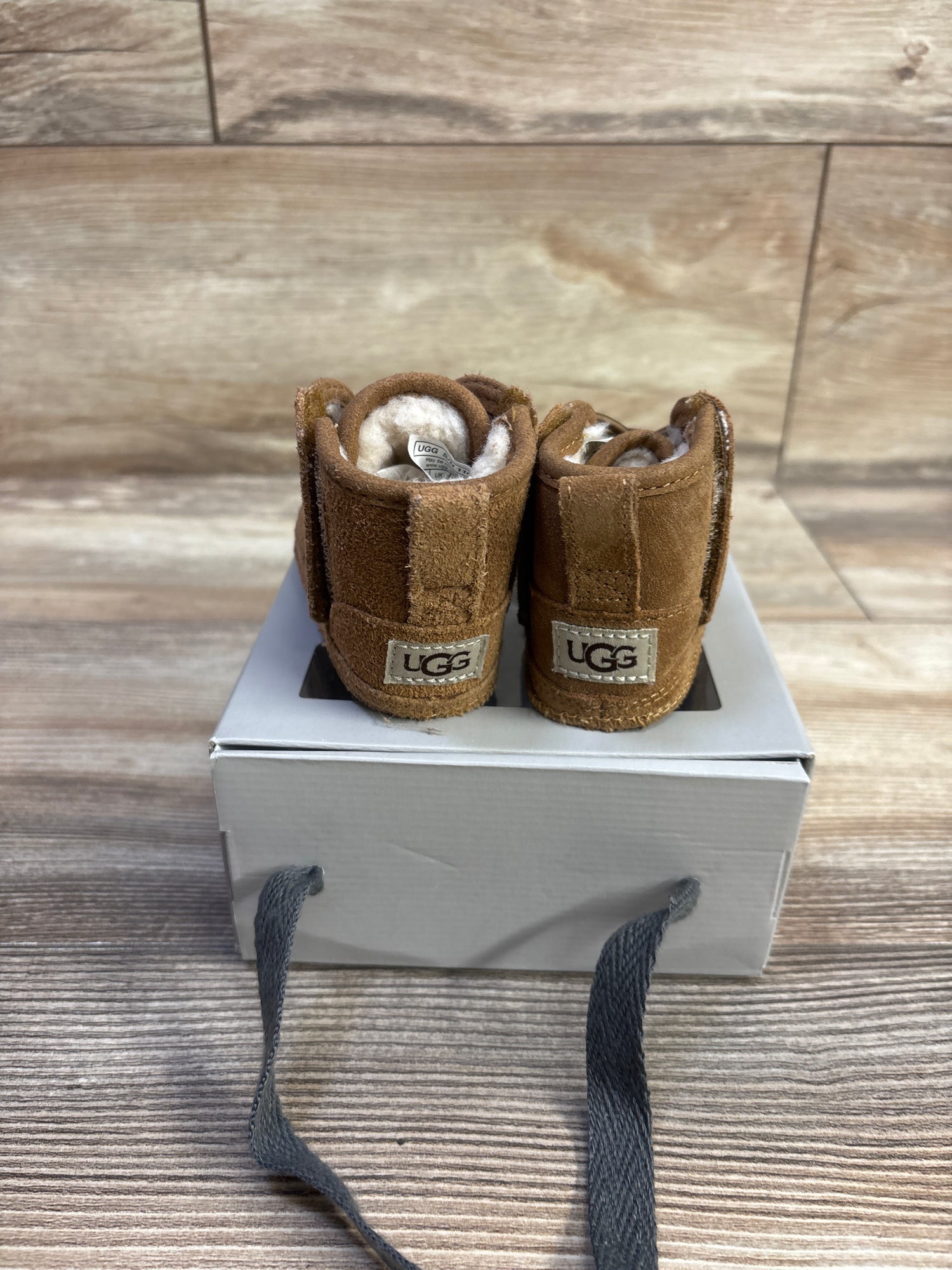 NEW Ugg Baby Neumel Booties Chestnut sz 0/1c