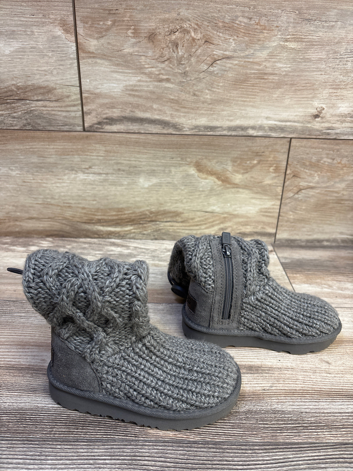 UGG Braided Knit Boots Grey sz 8c