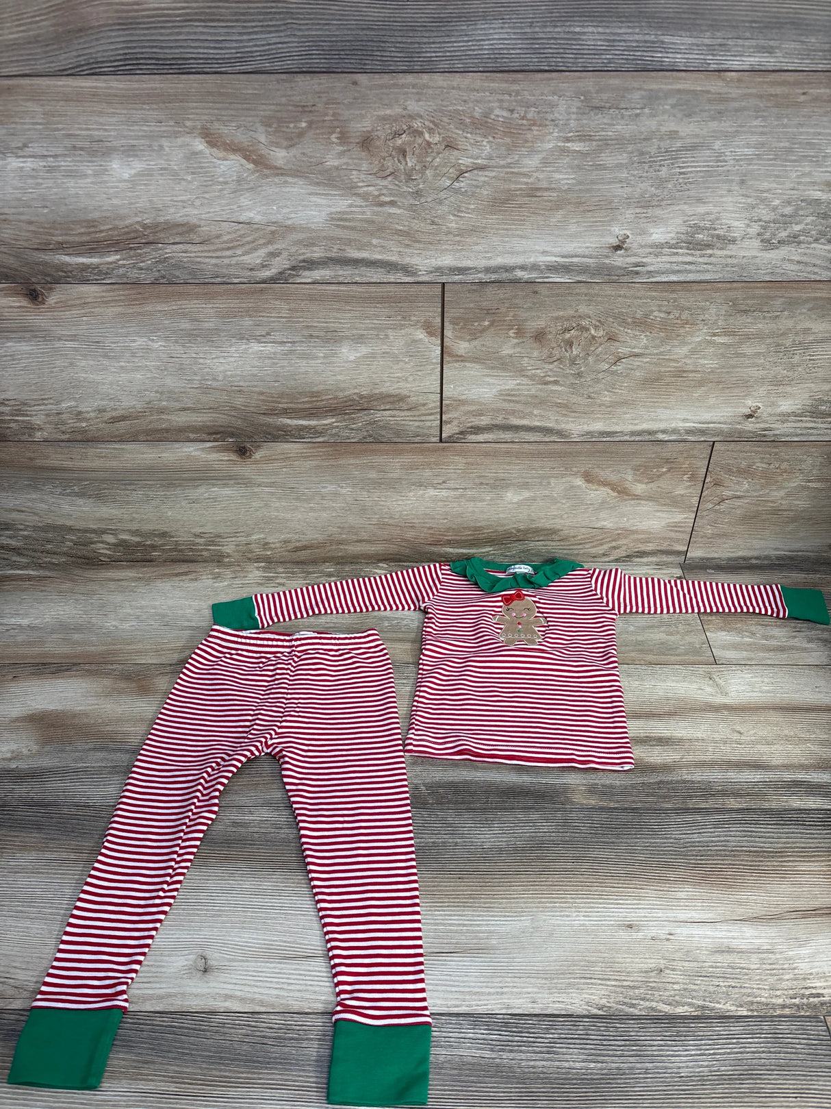 Magnolia Baby 2pc Striped Gingerbread Pajama Set Red sz 2T