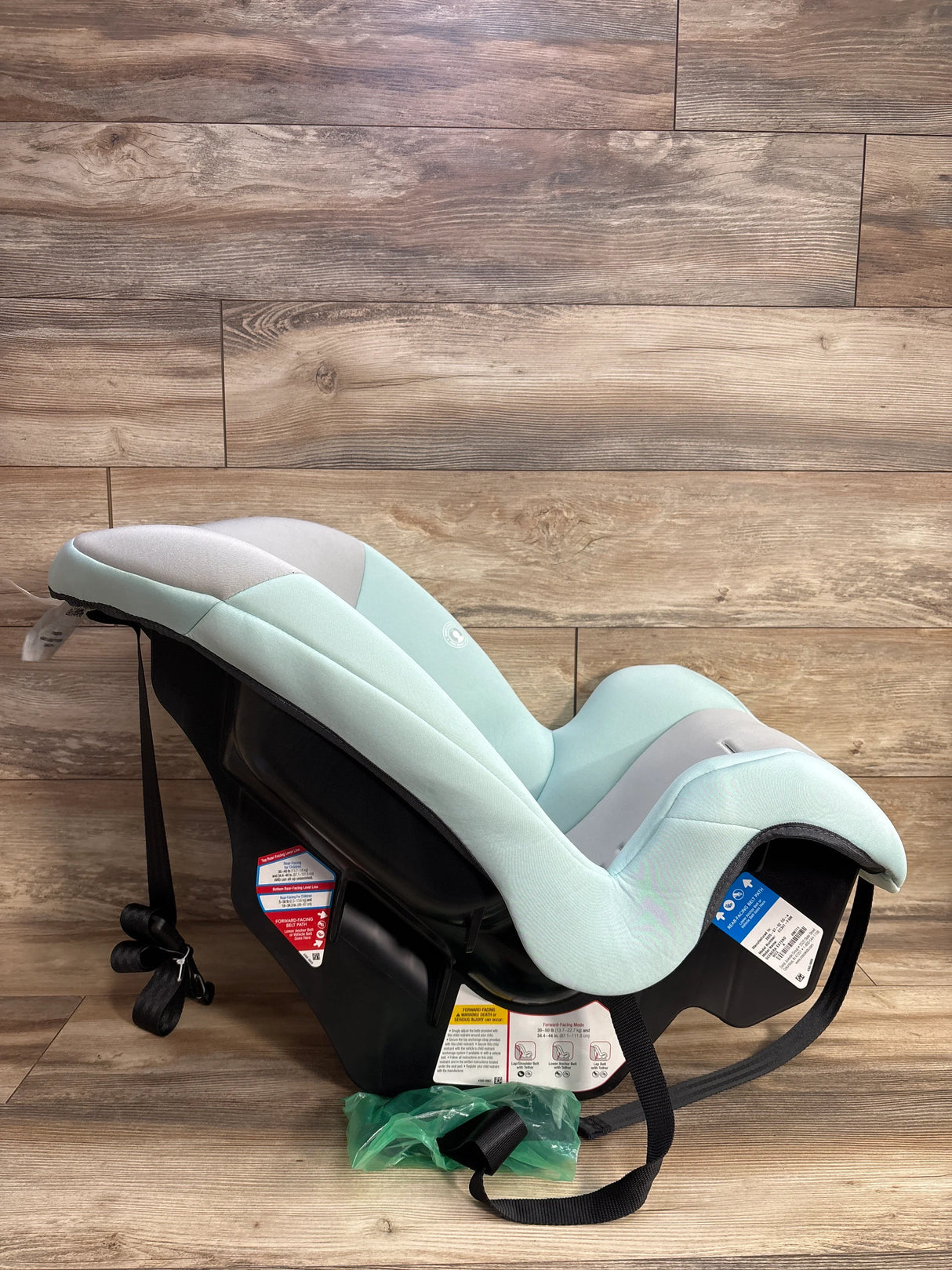 NEW Cosco Scenera Extend Convertible Car Seat, Blue
