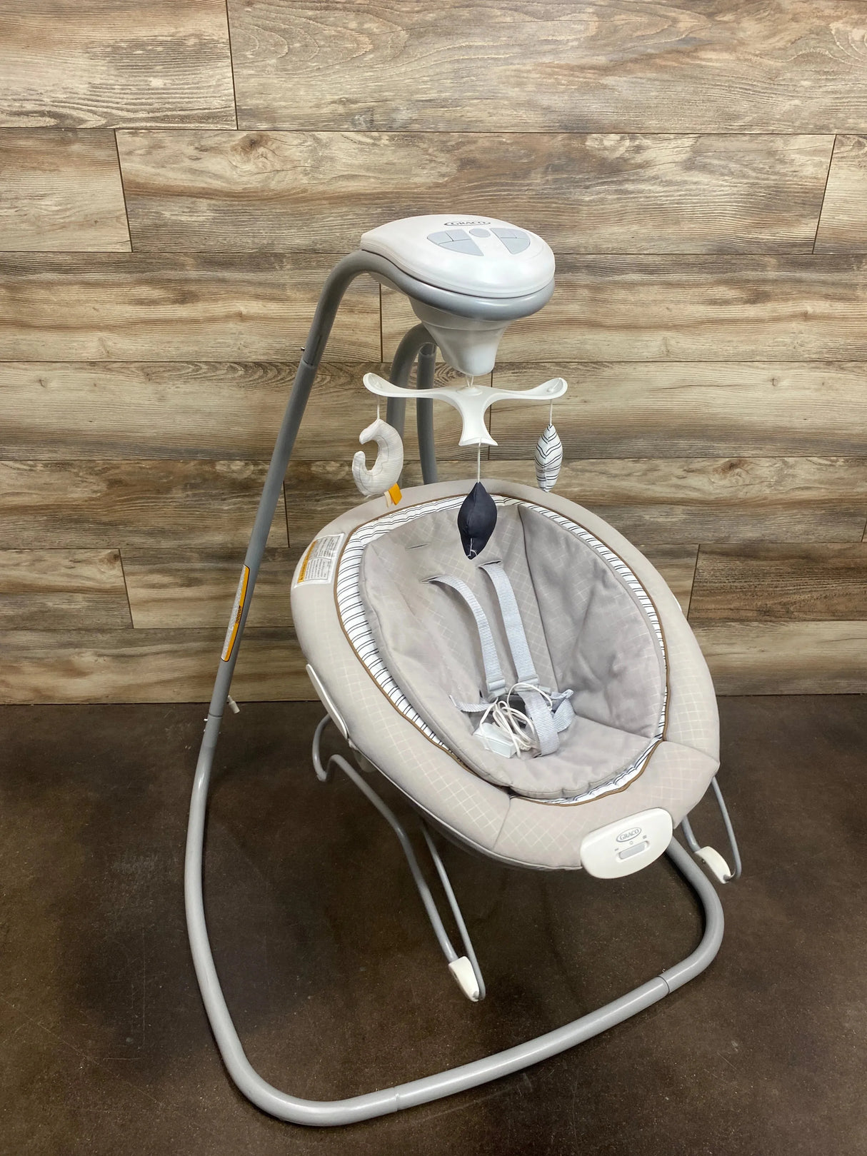 Graco DuetConnect Deluxe Multi-Direction Baby Swing and Bouncer in Britton