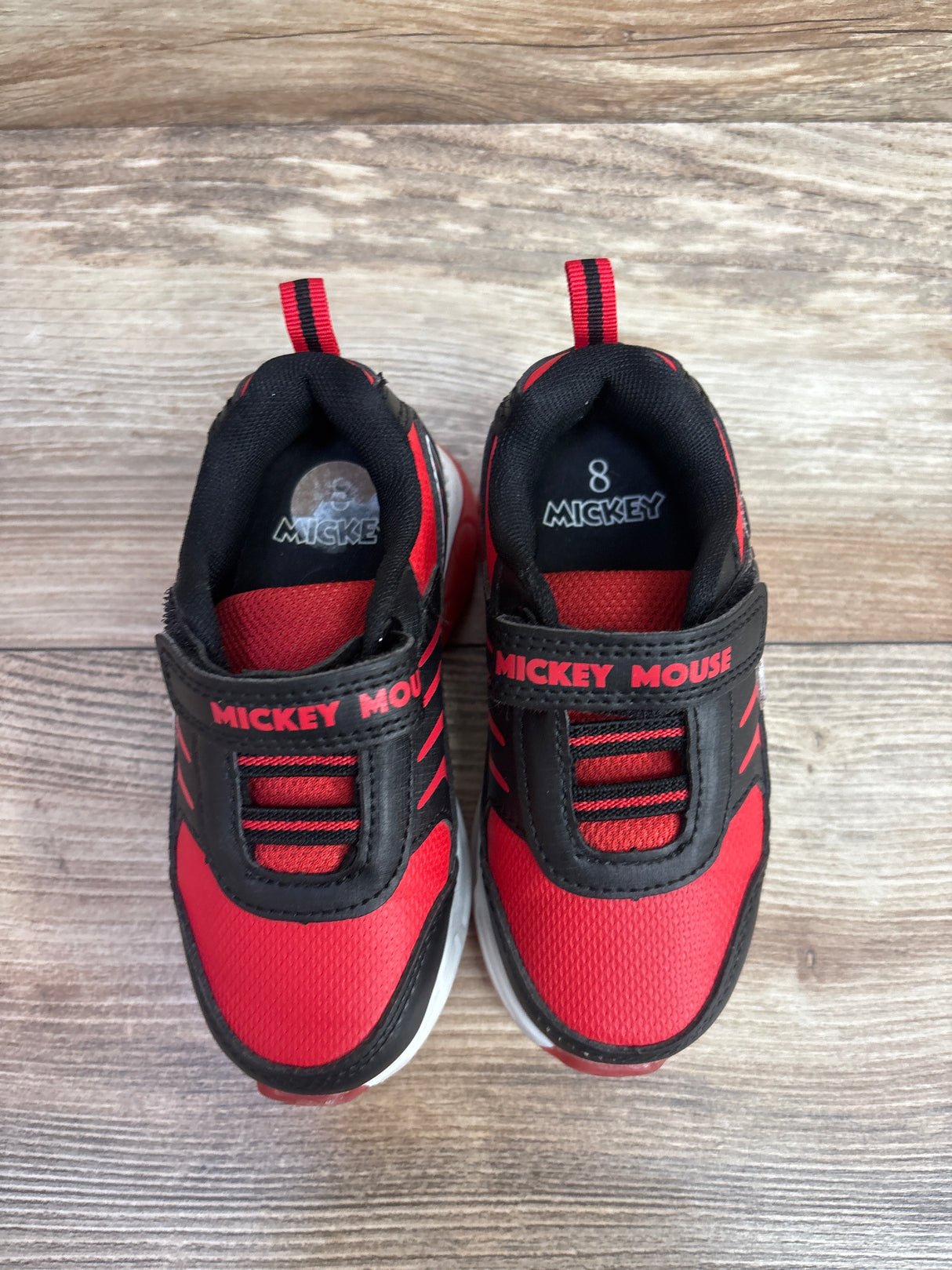Disney Mickey Mouse Light-Up Athletic Sneakers Red sz 8c