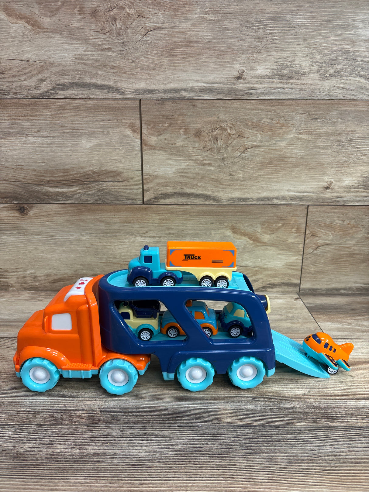 Forty4 Transport Carrier Truck with 5 Mini Vehicles