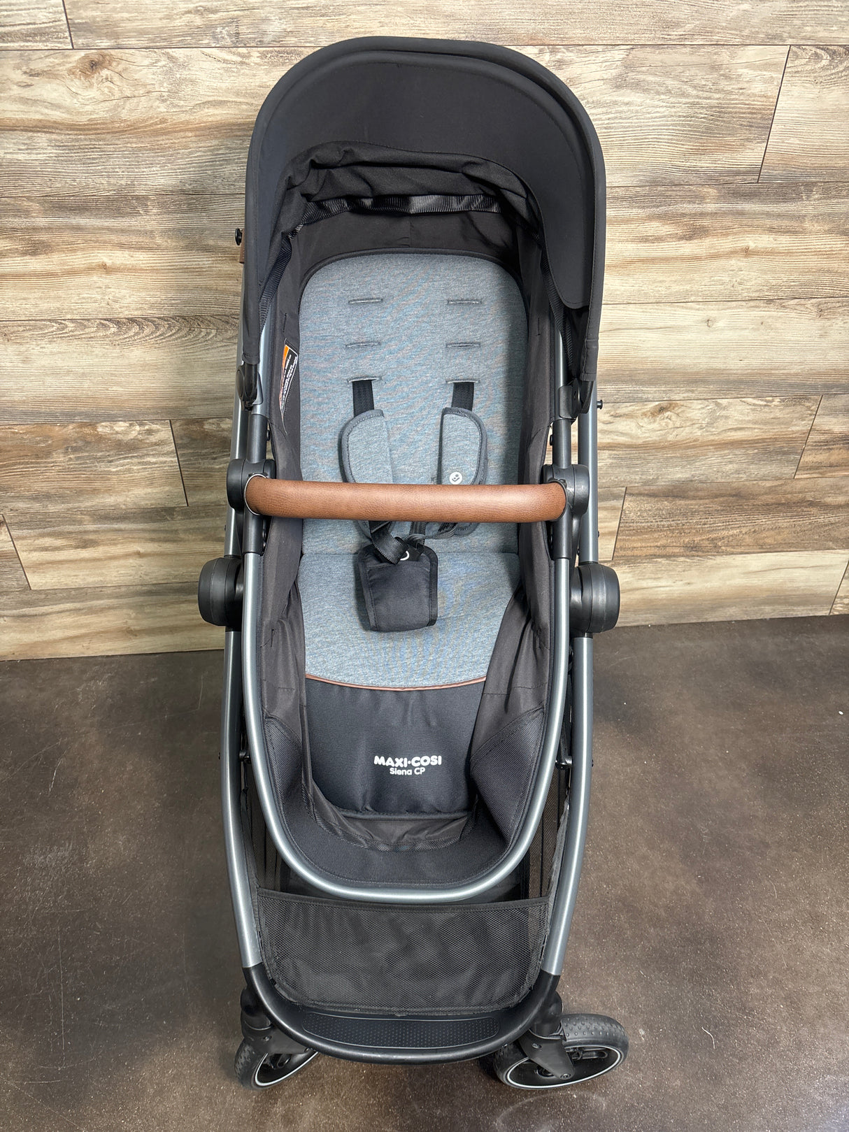 Maxi Cosi Siena CP 5-in-1 Travel System in Mystic Gray