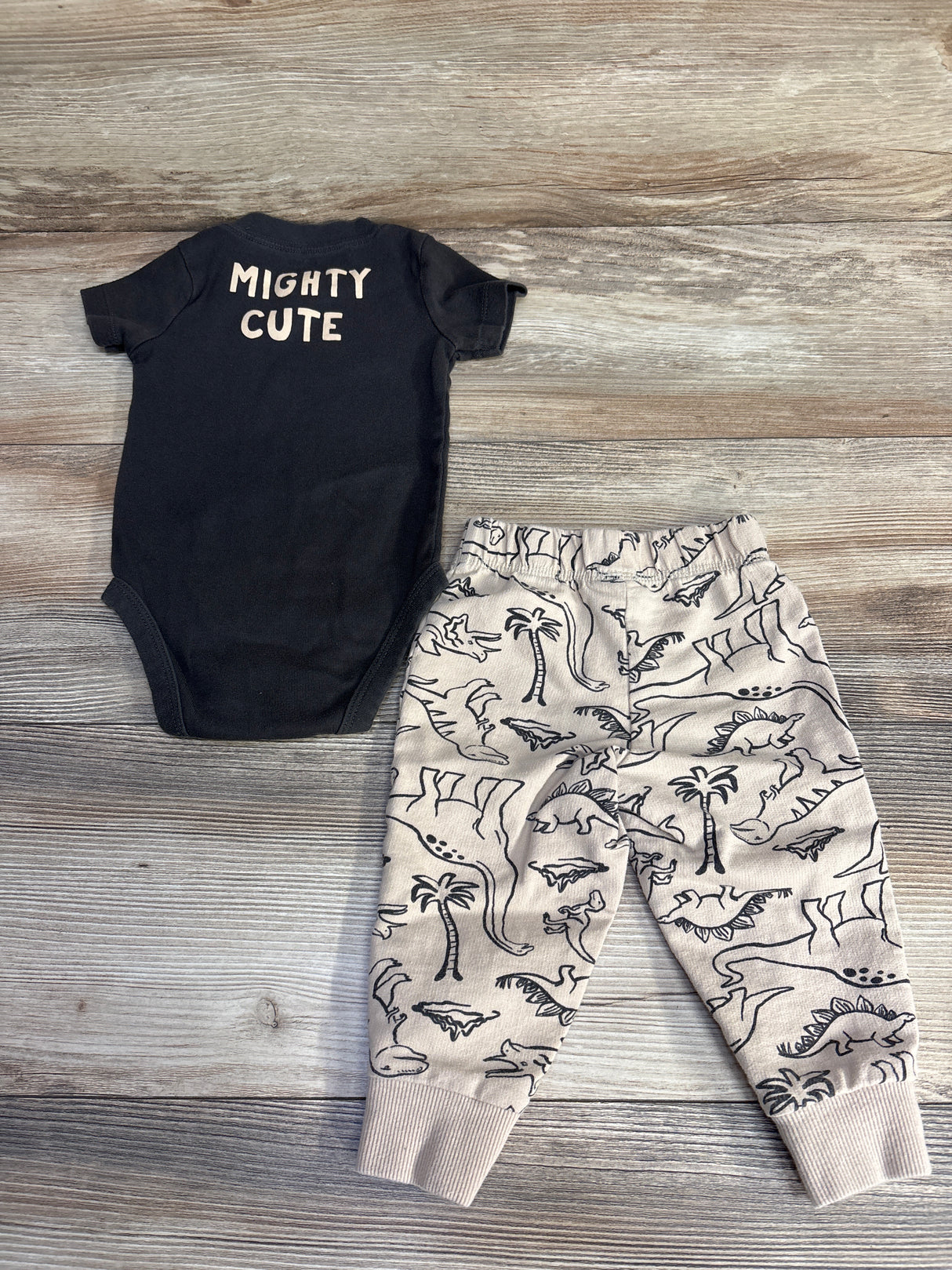 Carter's 2pc Dinosaur Bodysuit & Pants Grey sz 9m