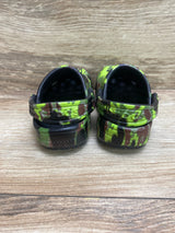 Crocs Classic Clogs Green Camo Sz 5c