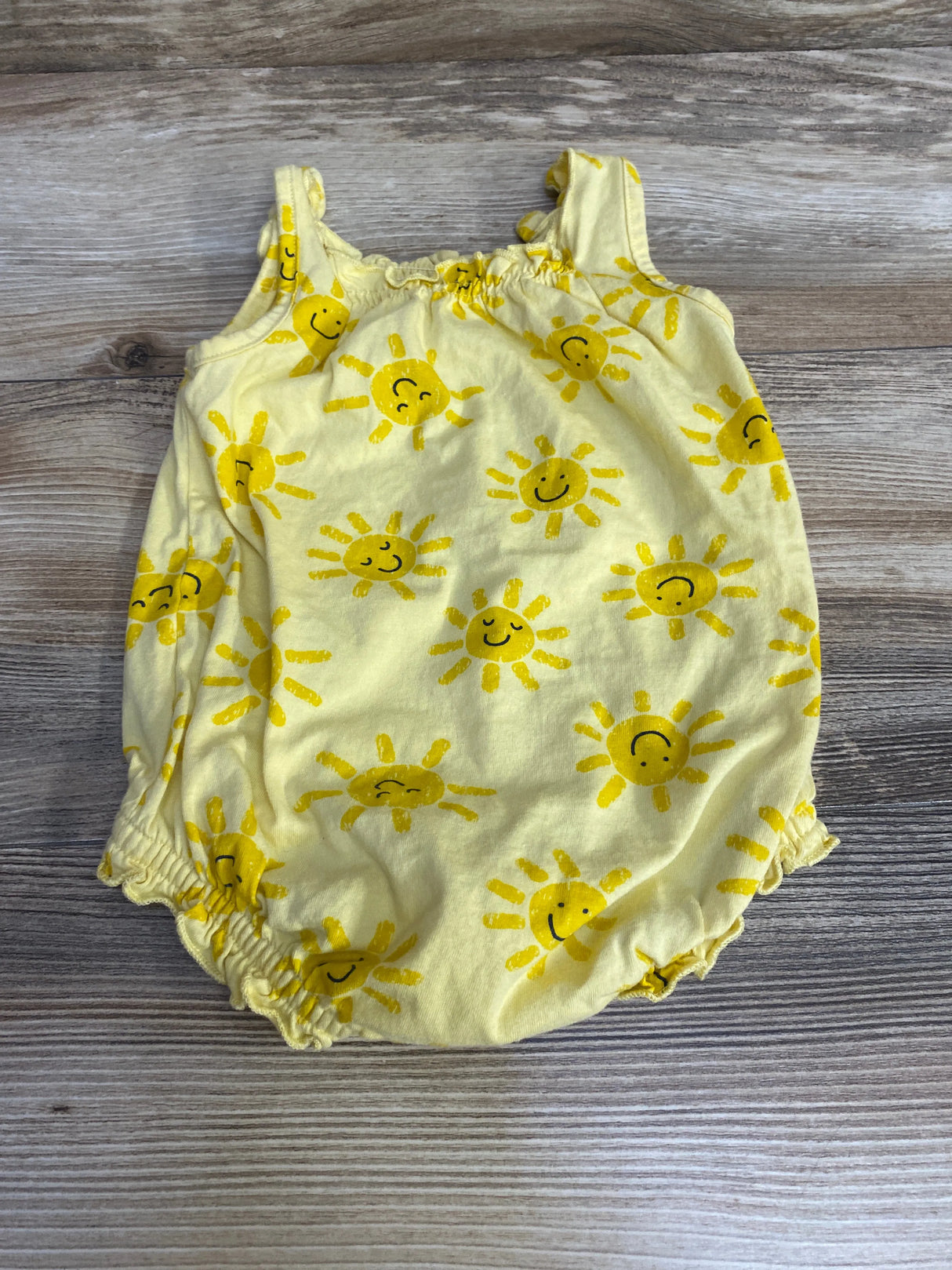 Old Navy Sunshine Romper Yellow sz 6-12m