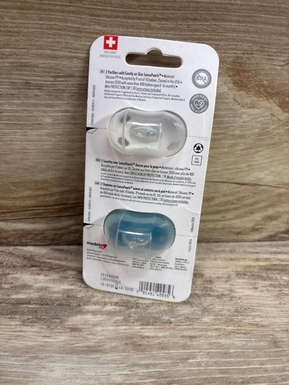 NEW Medela Original Senso Pearls Pacifiers 2pk 6-18m