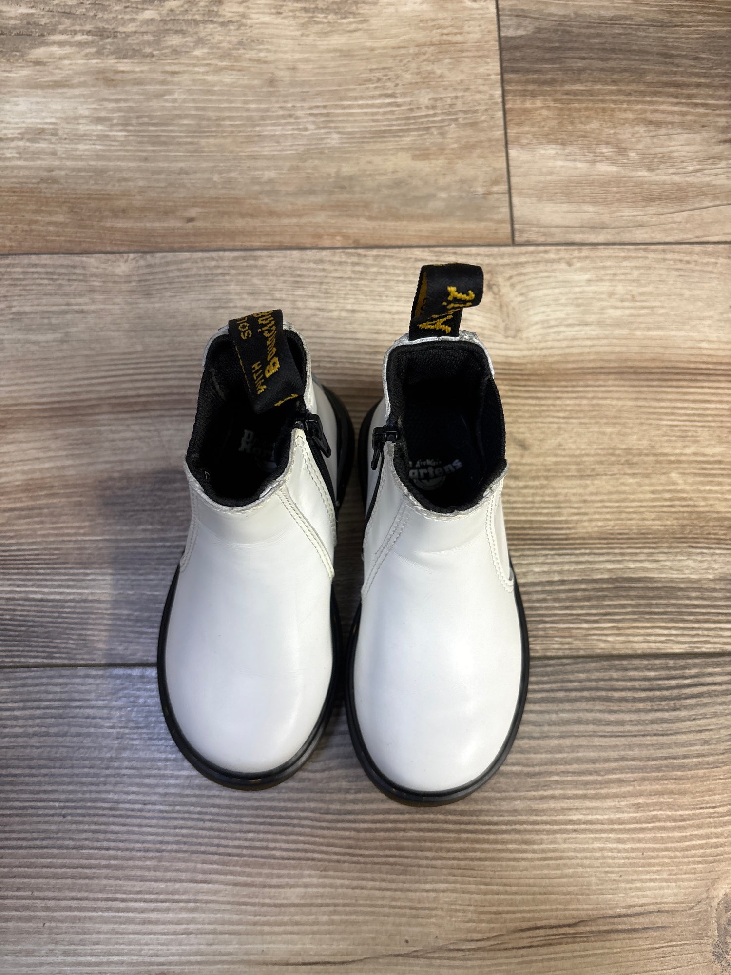 Dr. Martens Chelsea Boots White sz 7c