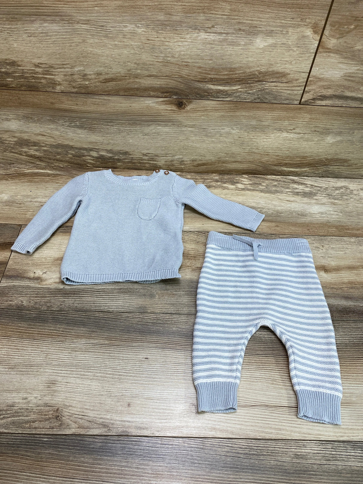 Just One You 2pc Sweater & Pants Grey sz 6m