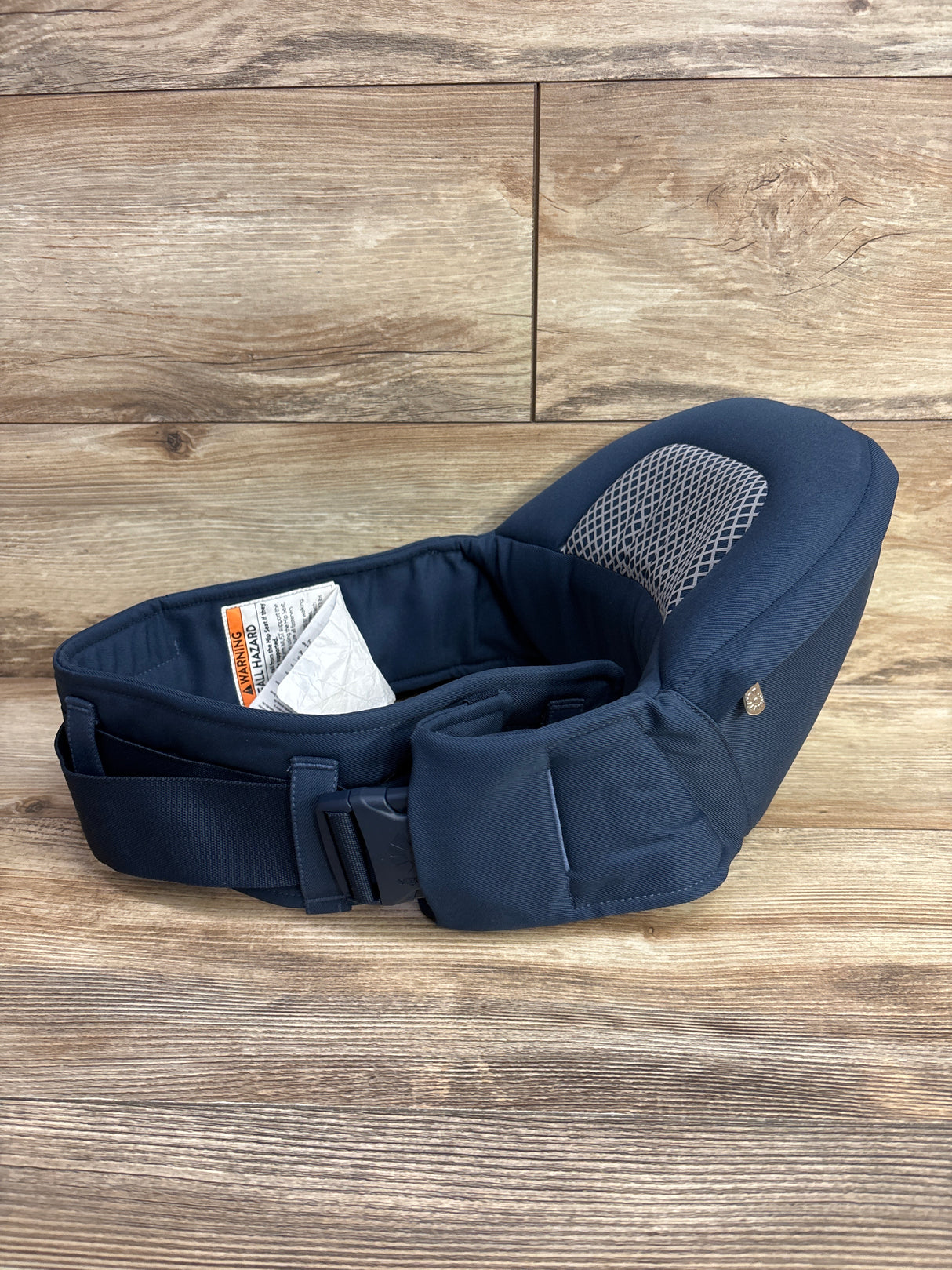 ErgoBaby Lift Hip Seat Baby Carrier in Midnight Blue 17-45lbs