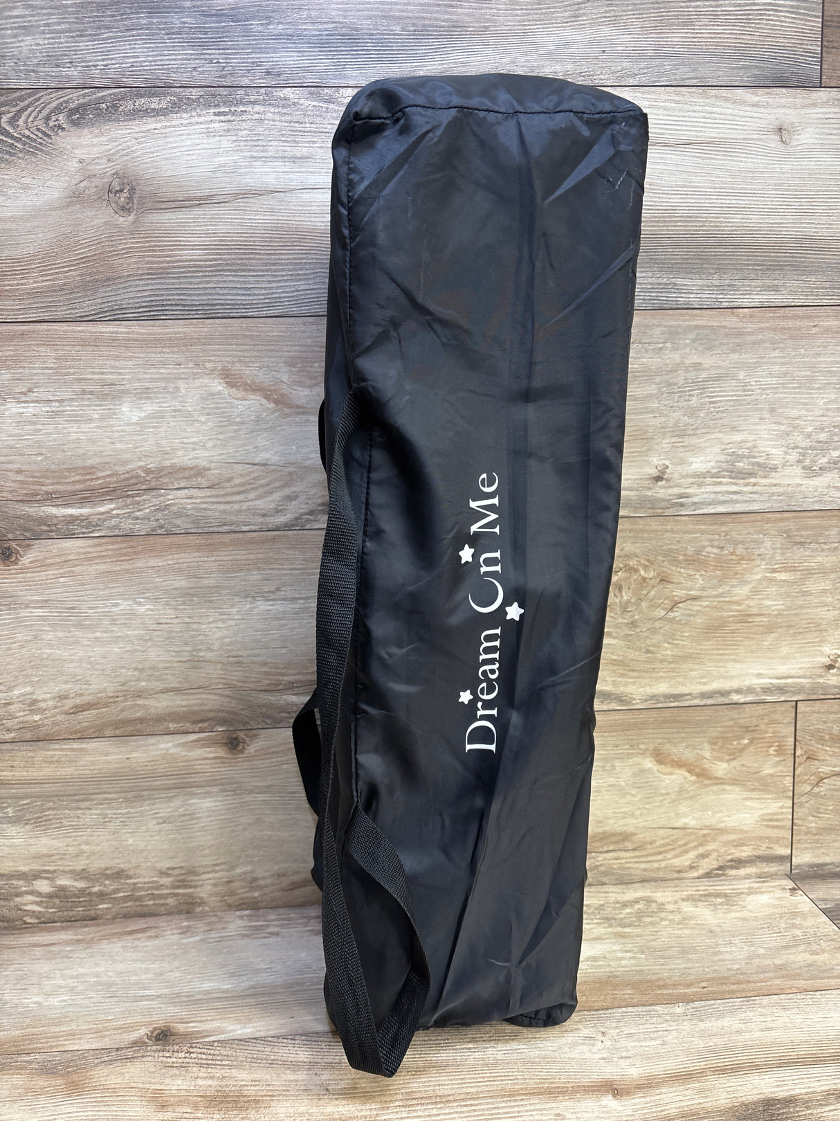 Dream on Me Zodiak Play Yard, Black