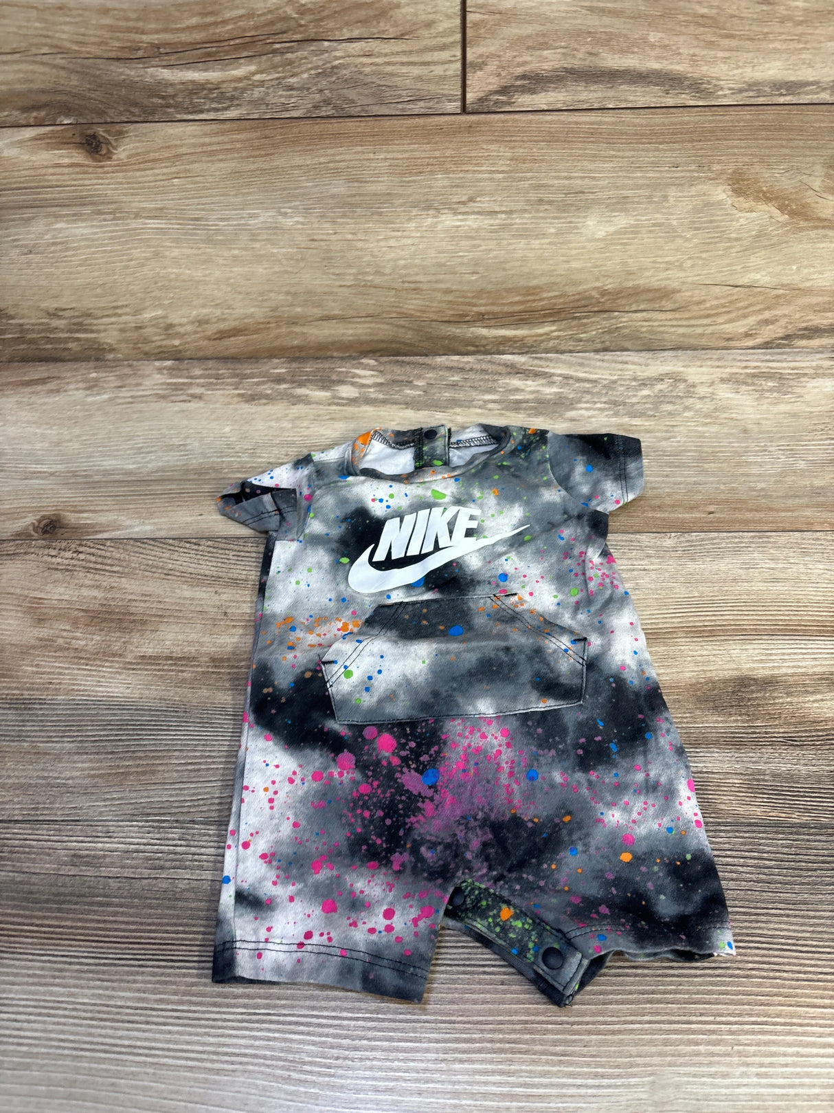 Nike Splattered Paint Logo Romper Grey sz 3m