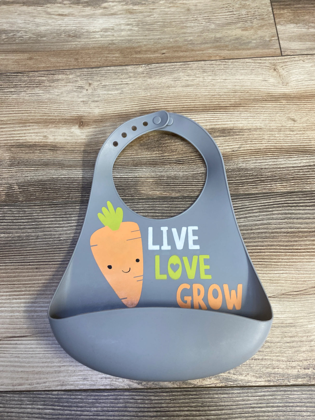 Parent's Choice 'Live Love Grow' Silicone Bib, Carrot Grey