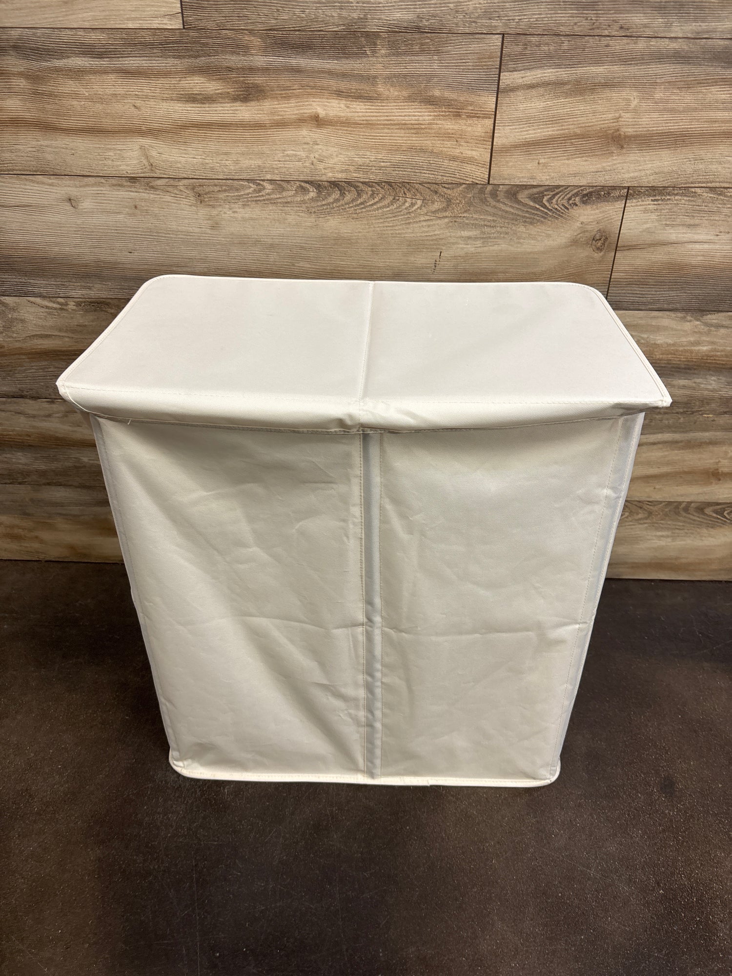 BGTREND Double Laundry Hamper with Lid