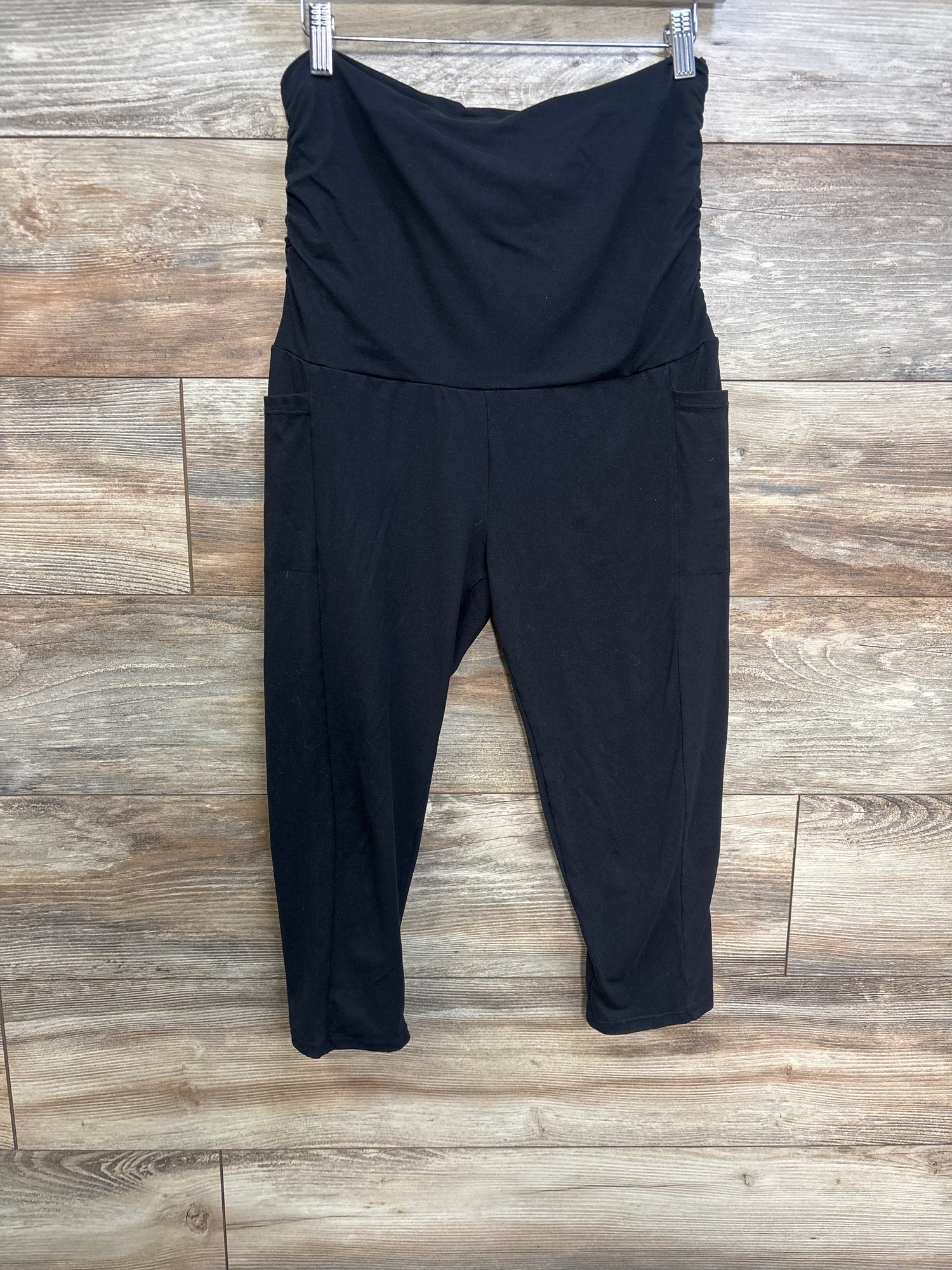 Maternity Cropped Leggings Black sz Large