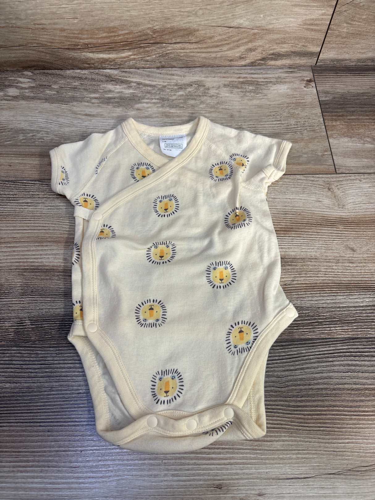 Uniqlo Kimono Bodysuit Yellow sz 3-6m