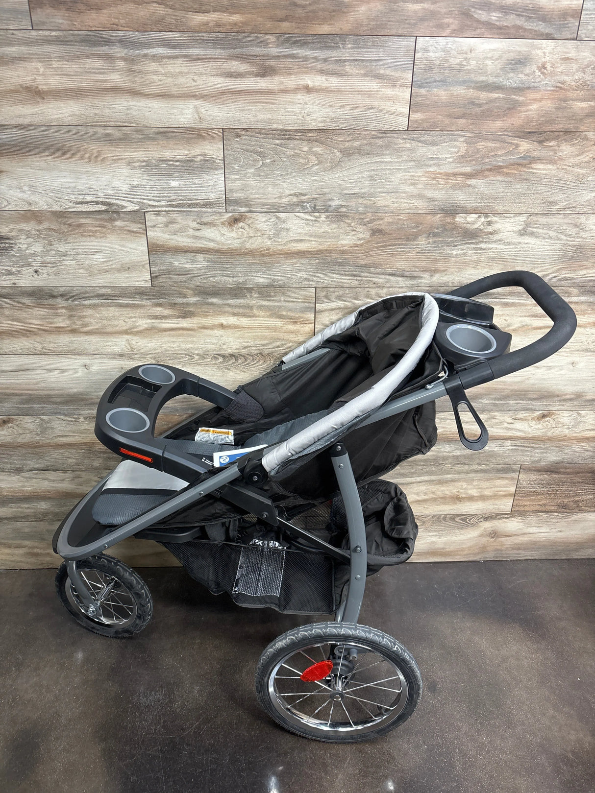 Graco FastAction Fold Jogger Stroller in Gotham