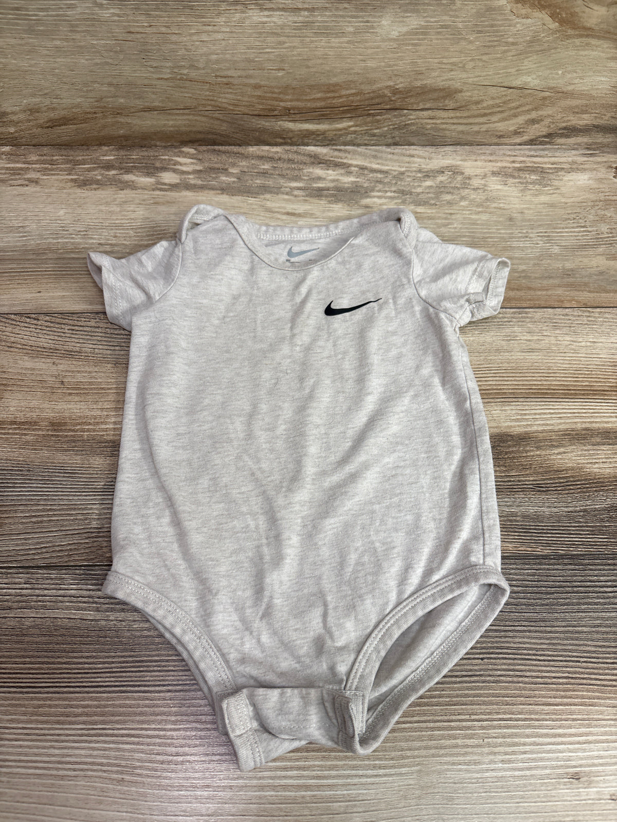 Nike Bodysuit Beige sz 9m