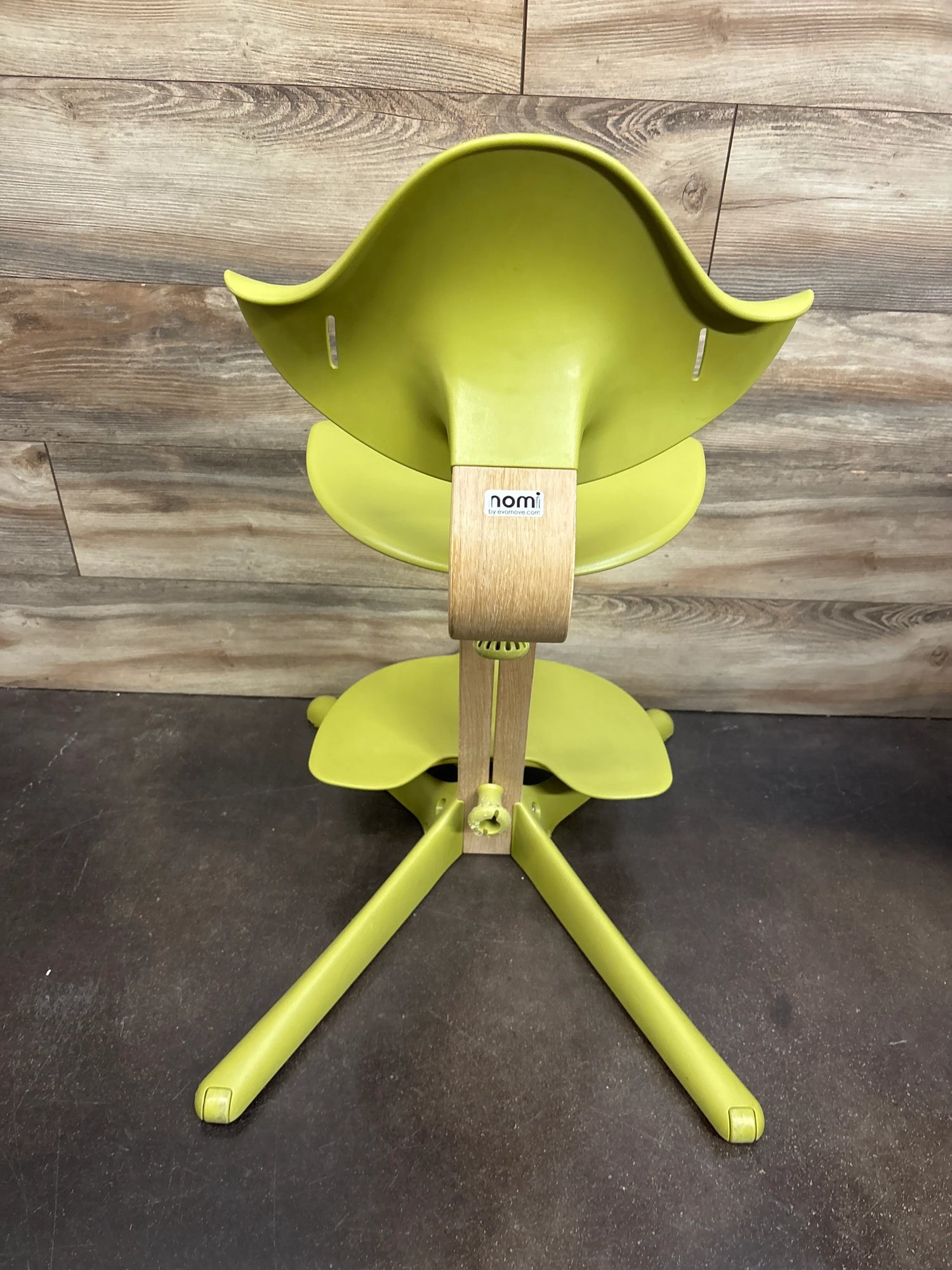 Stokke Nomi Adjustable High Chair in Green