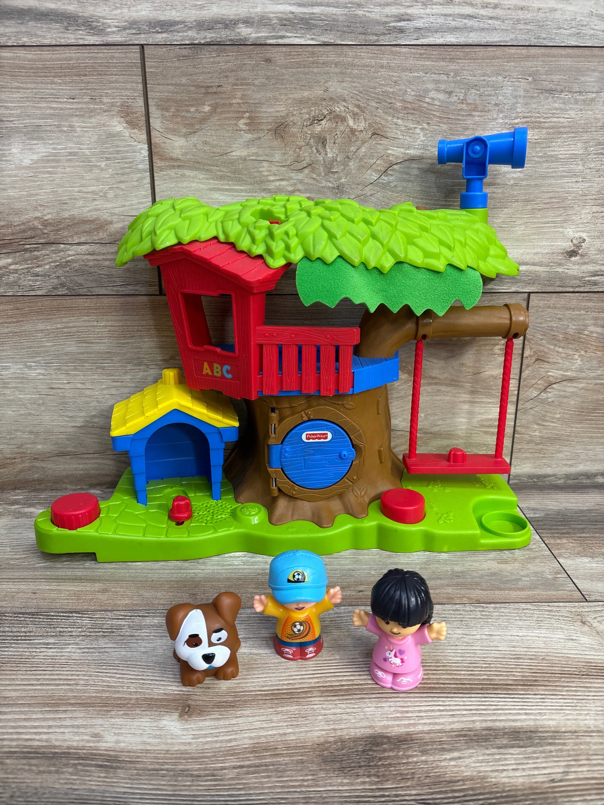 Fisher-Price Little People Swing & Share Treehouse Playset