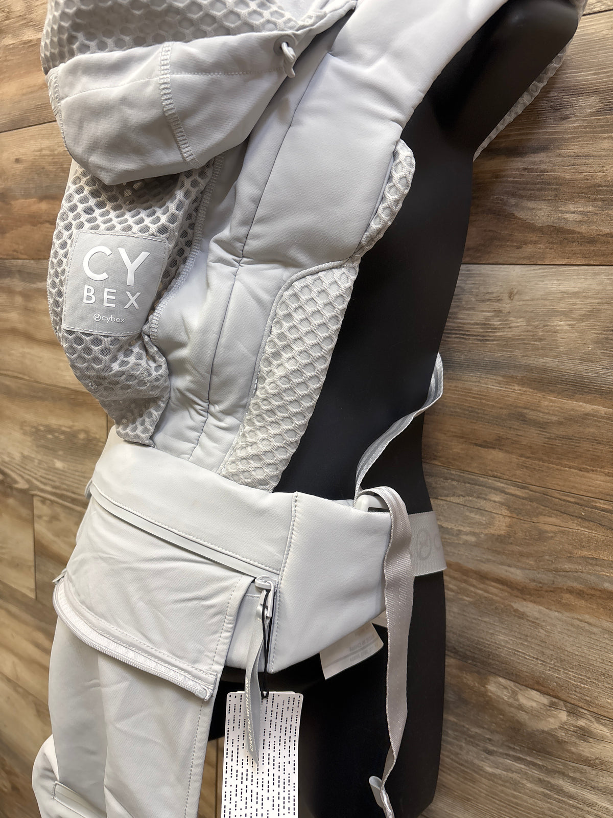 NEW Cybex Coya Carrier Grey 7-33lbs