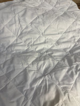 Fitted Waterproof Quilted Crib Sheet, White