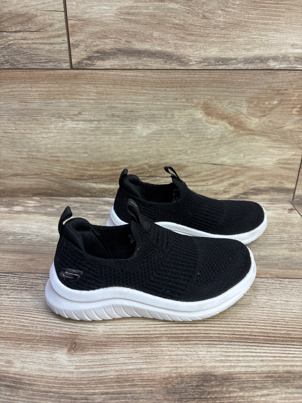 Skechers Ultra Flex Sock-Like Sneakers Black sz 9c