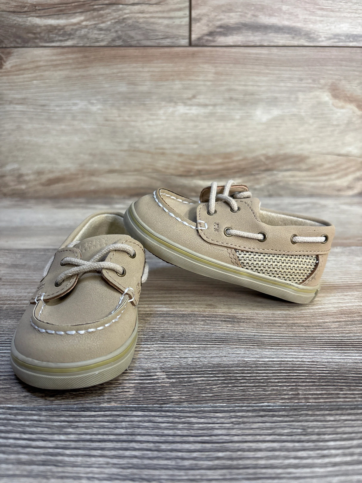 Sperry Intrepid Boat Shoes Tan sz 4c