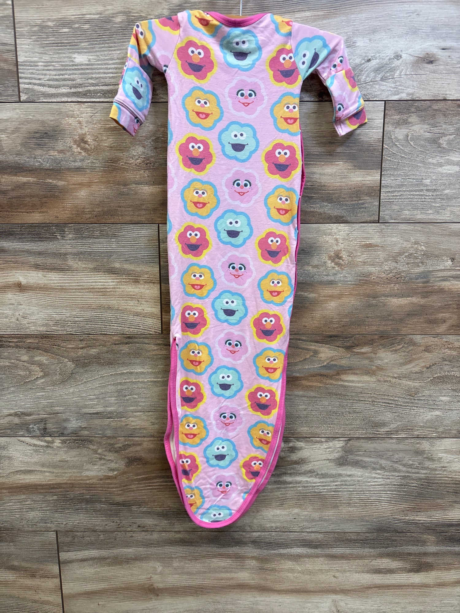 Copper Pearl x Sesame Street Knotted Gown Pink sz Newborn