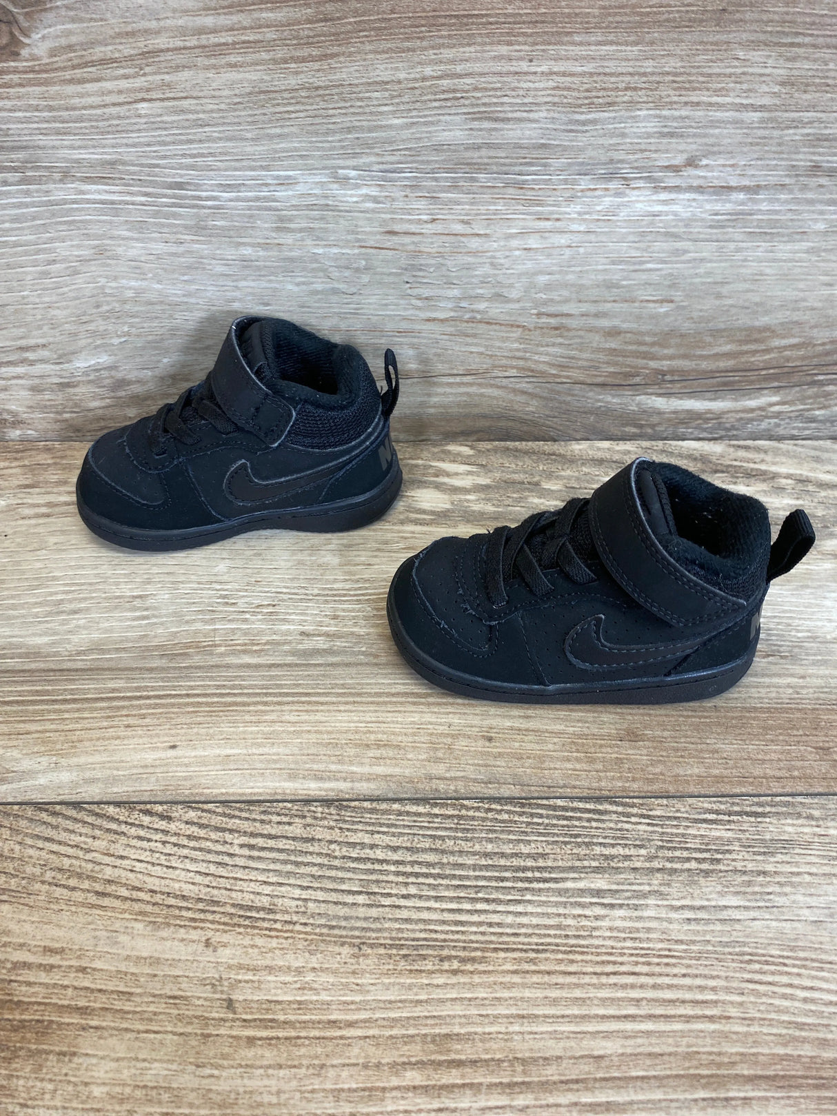 Nike Court Borough Mid TD 'Triple Black' Sneakers sz 4c