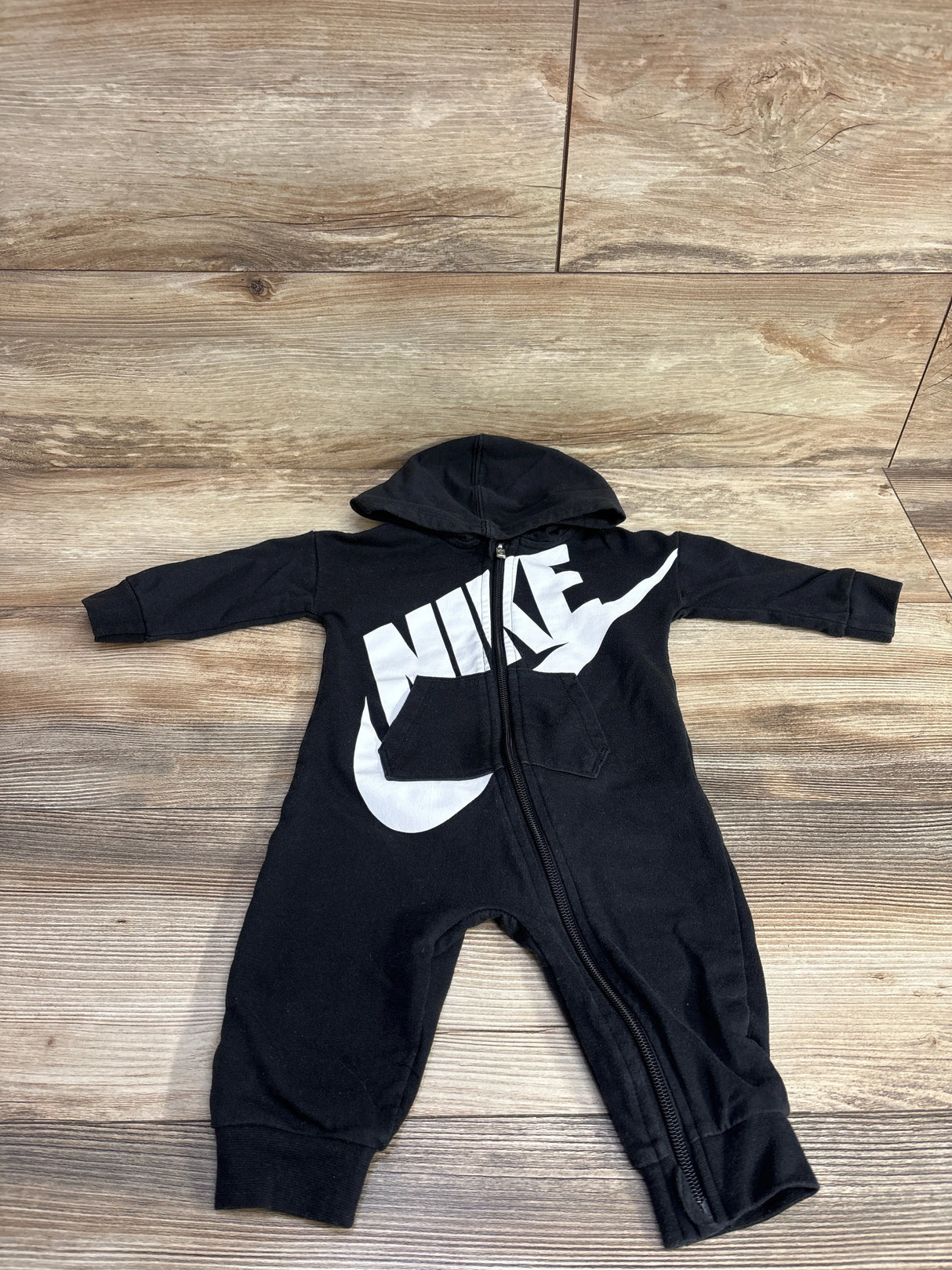 Nike Play All Day Hooded Coverall in Black sz 6m