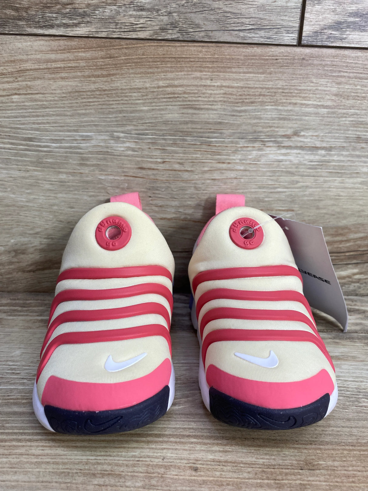 NEW Nike Dynamo Go TD 'Coconut Milk Sea Coral' Sneakers sz 6c