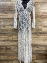 Maternity Lace V-Neck Photoshoot Dress White sz Small/Medium