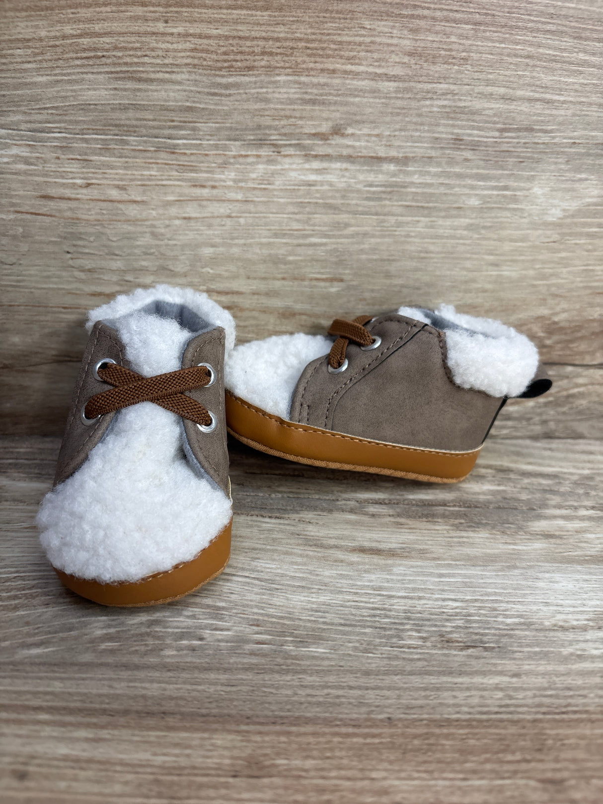 Cat & Jack Sherpa High-Top Crib Shoes Brown sz 1/2c