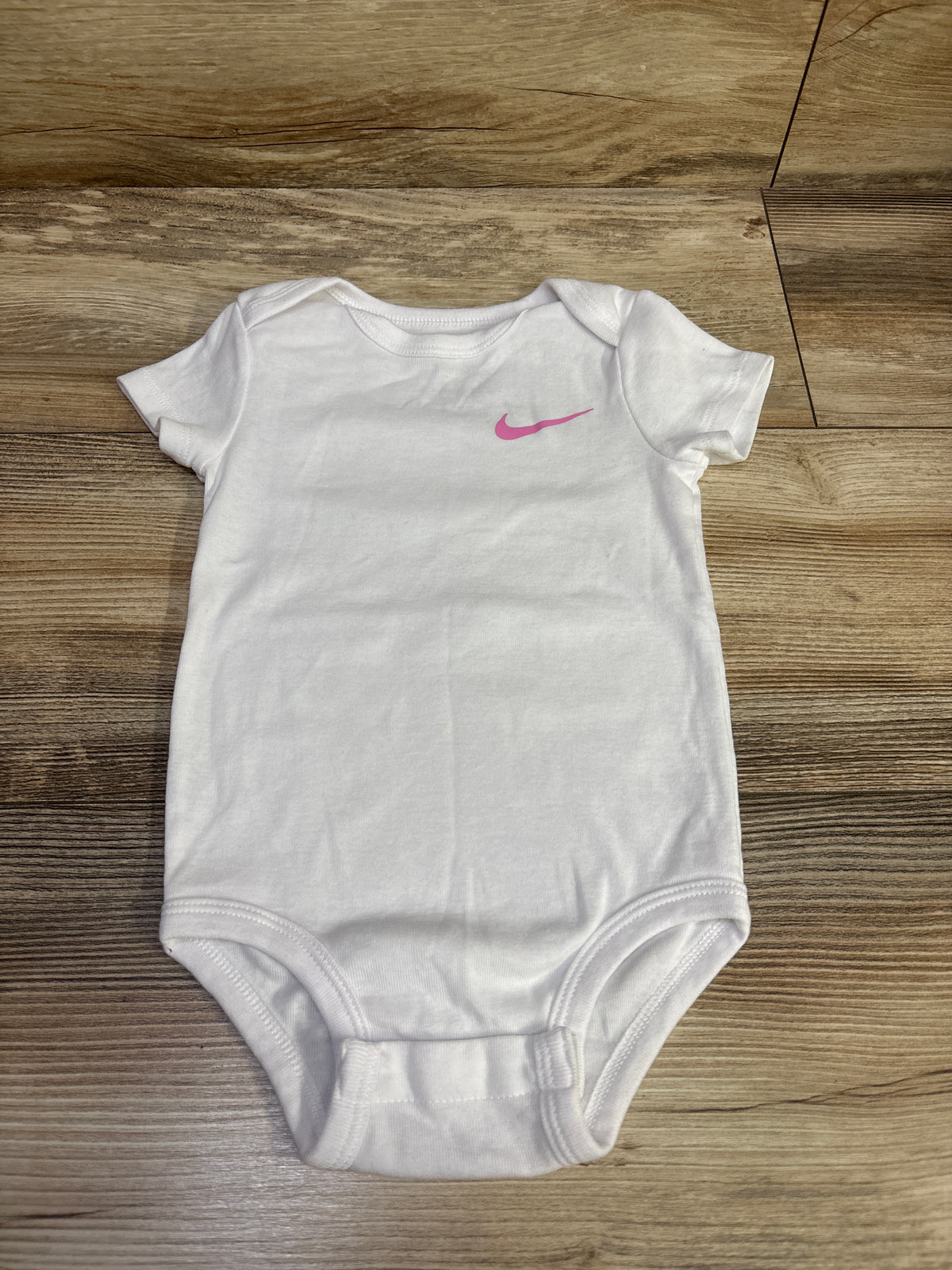 Nike Bodysuit White sz 18m
