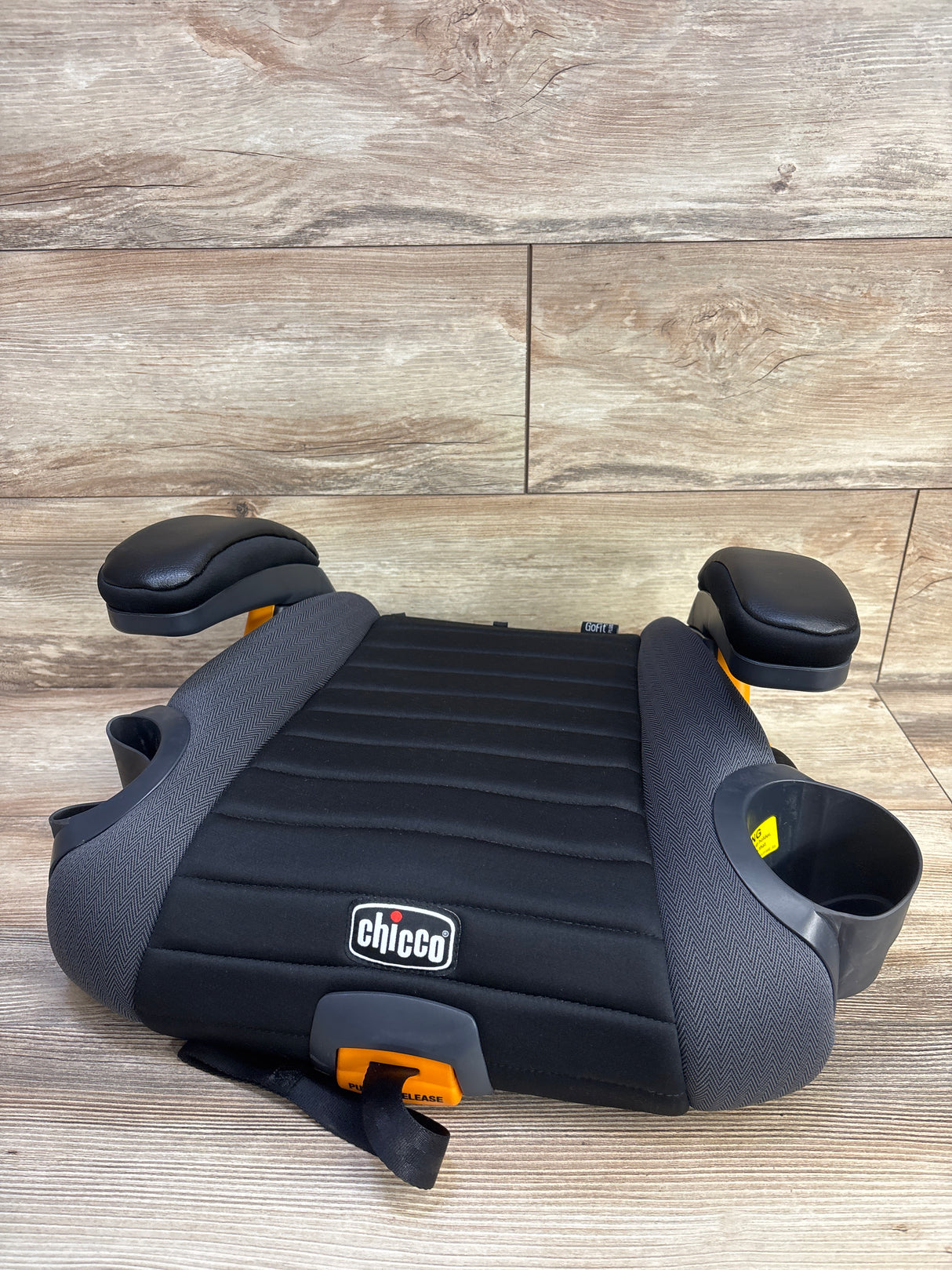 Chicco GoFit Plus Backless Booster Car Seat - Avenue 40-110lbs