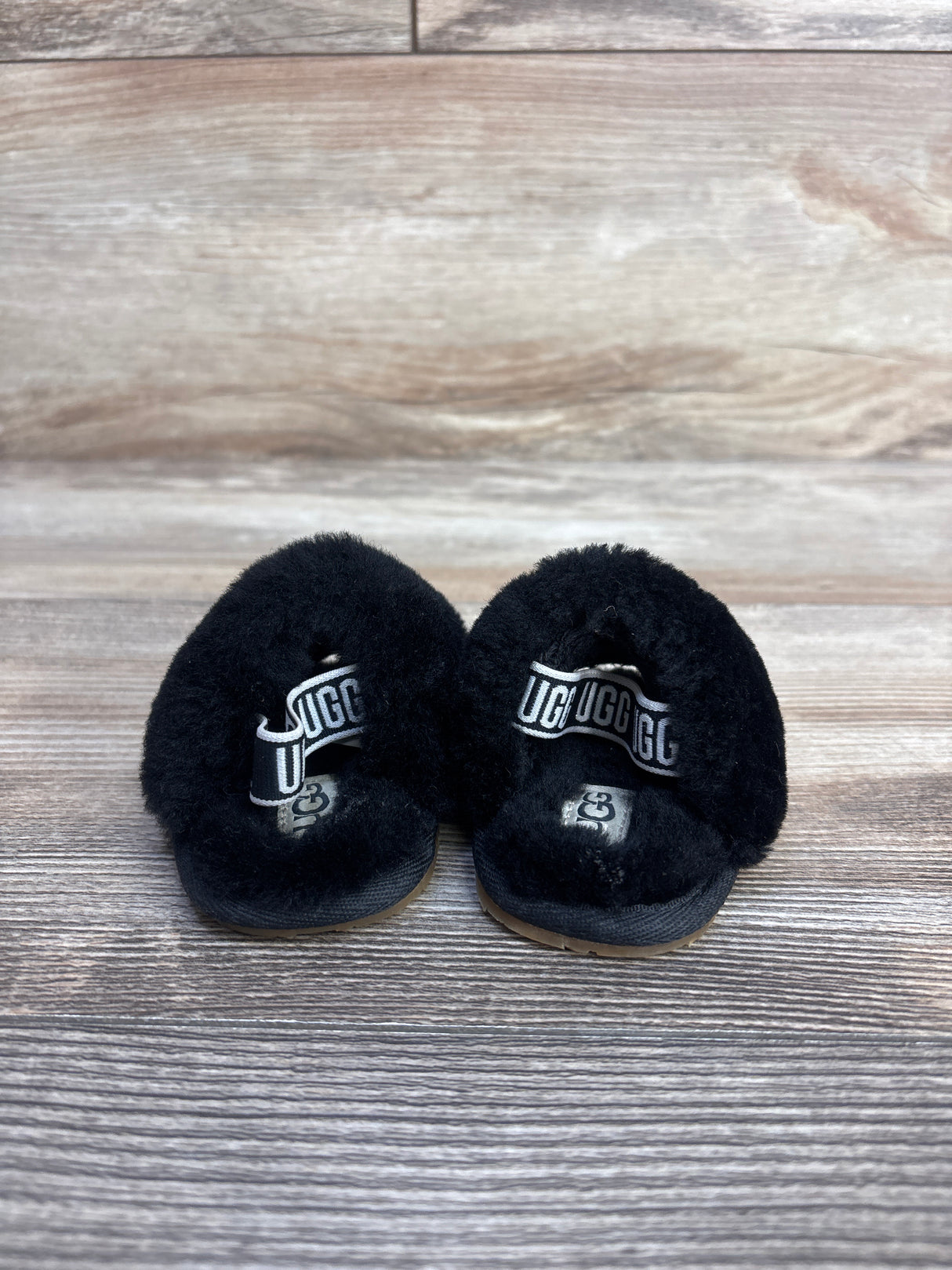 UGG Fluff Yeah Slides Black sz 0/1c