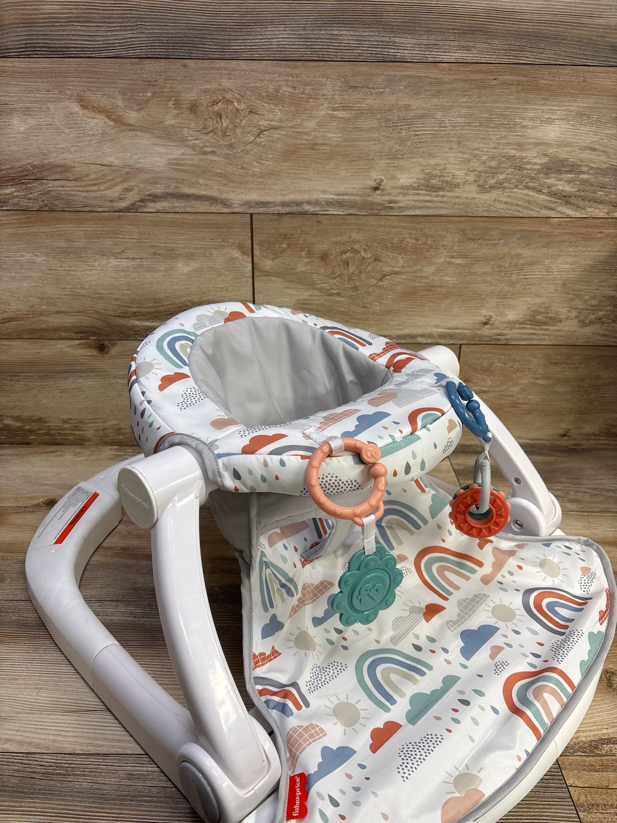 Fisher Price Sit-Me-Up Floor Seat in Rainbow Showers