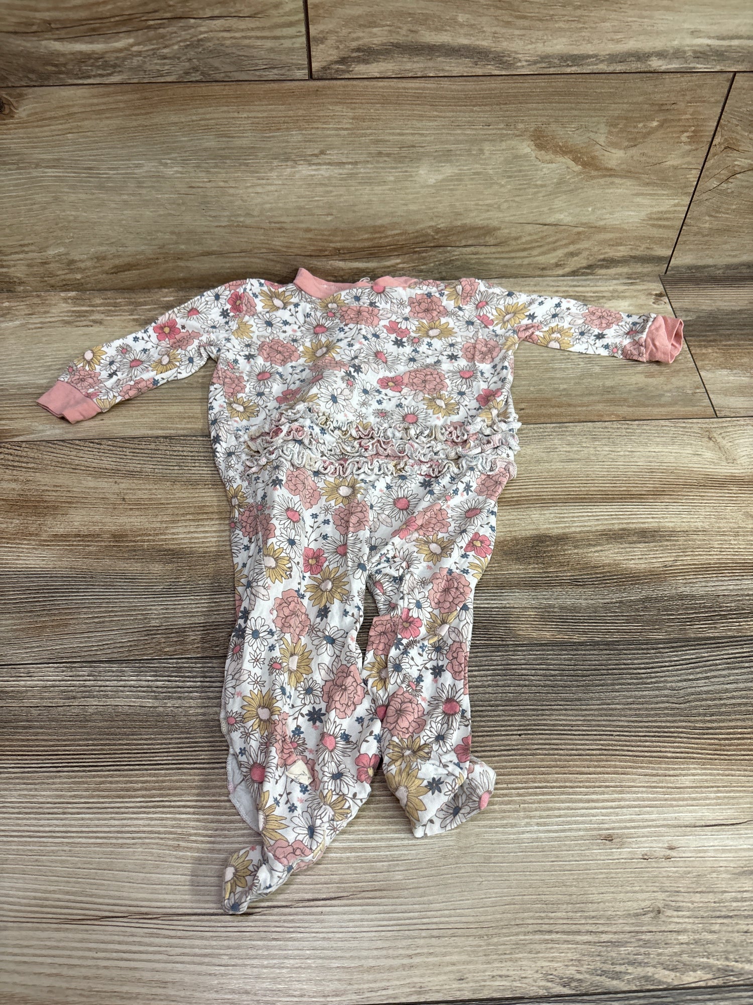 Milkberry Bamboo Floral Ruffle Footie White sz 6-9m