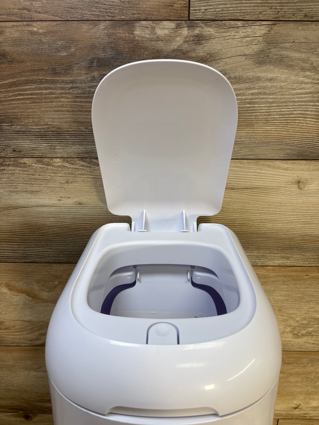 Diaper Genie Signature Pail, White