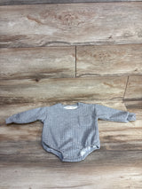 Winnie+Crew Textured Bubble Romper Grey sz 9-12m