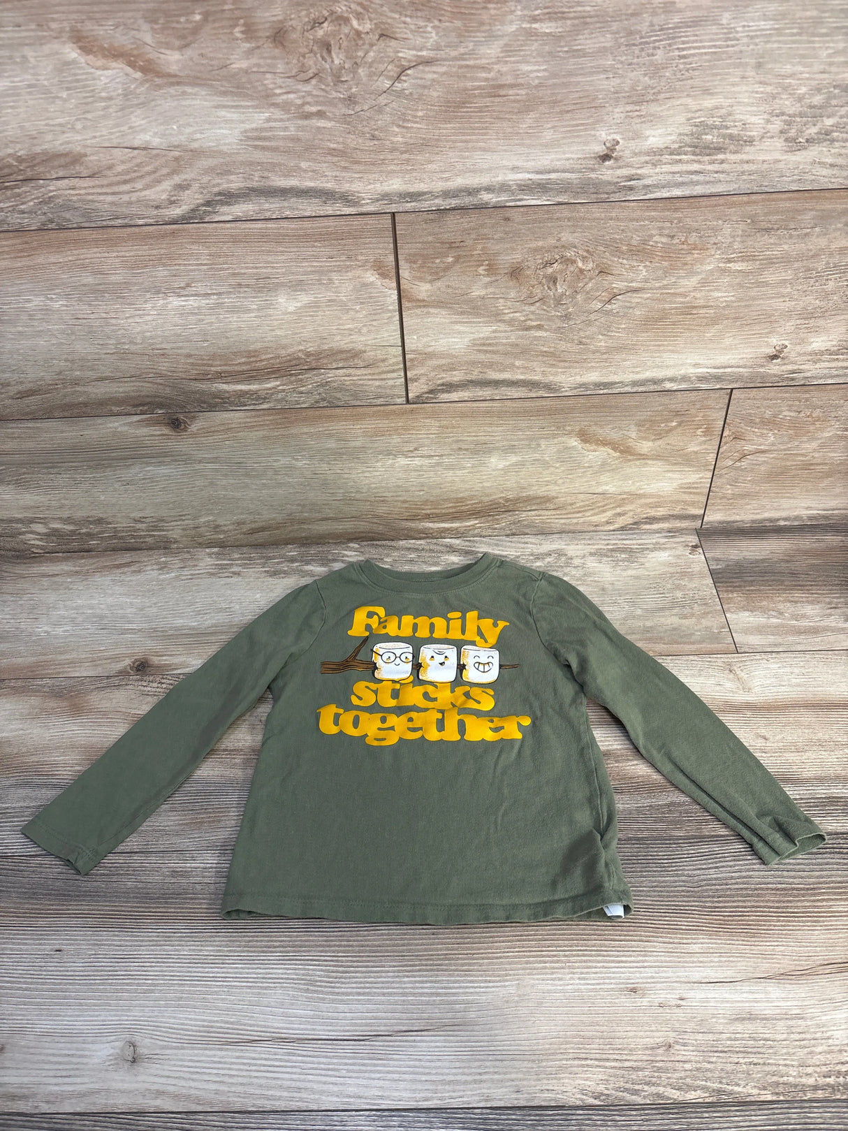 Old Navy Long Sleeve Family Sticks Together Shirt Green sz 5T