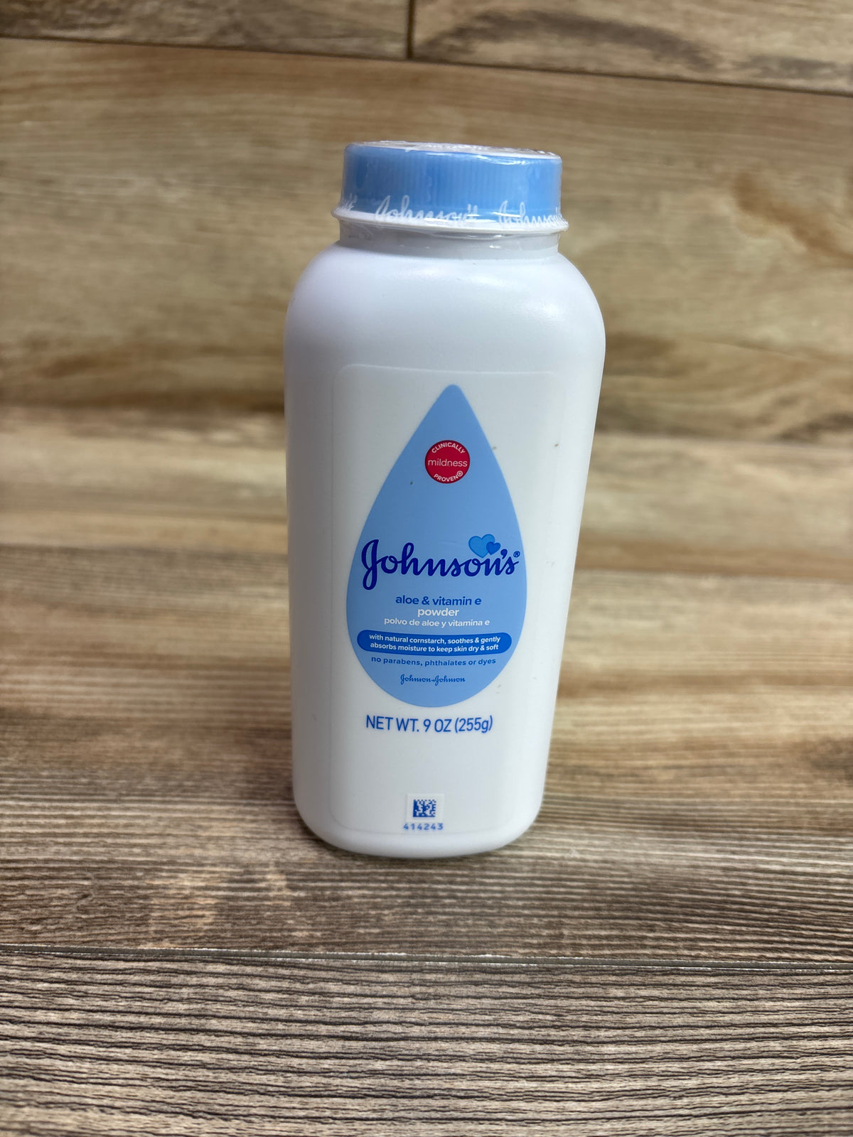 NEW Johnson's Aloe & Vitamin E Baby Powder 9oz