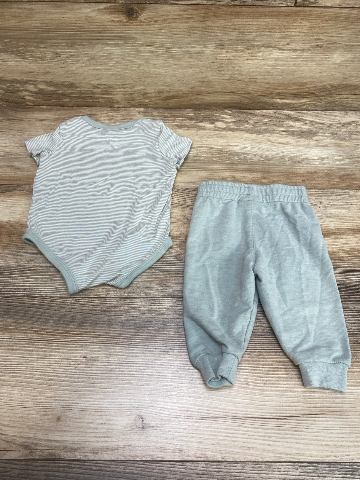 Nike 2pc Striped Bodysuit & Pants Green sz 3m